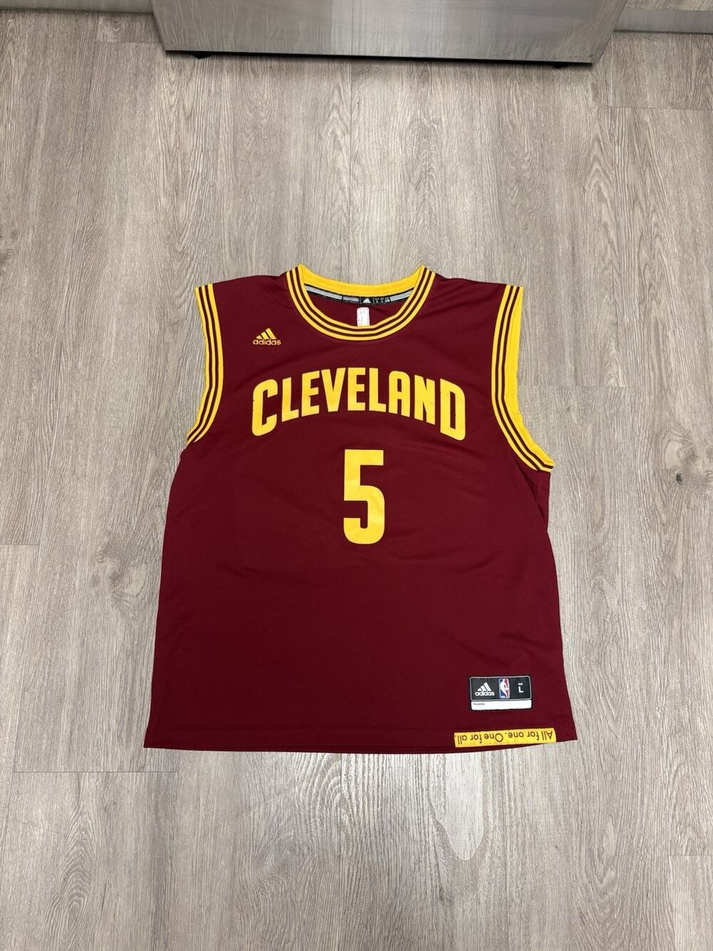 J.R. Smith Cleveland Adidas Jersey Swingman Cavs HWC Red NBA Sewn Men Large